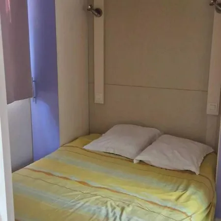 3 Etoiles - Piscine - Ccbbedh Kamp alanı