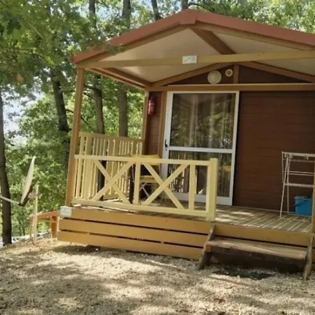 Zecamping 3 Etoiles Animaux Acceptes Et Piscine Au Milieu Des Collines Campingplatz Durfort (Ariege)