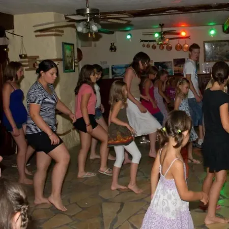 3 Etoiles - Piscine - Ccbbedh