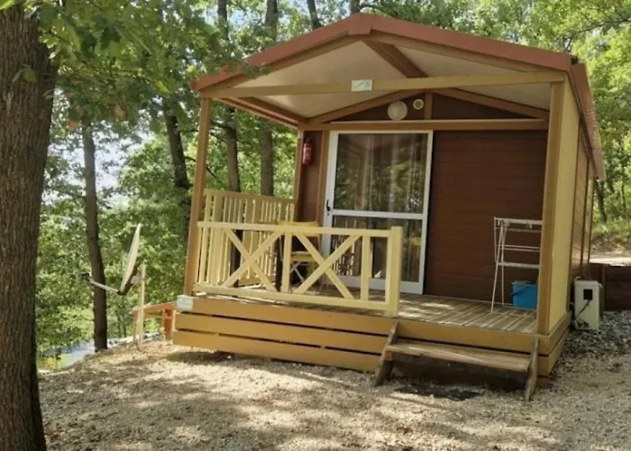 Zecamping 3 Animaux Acceptes Et Piscine Au Milieu Des Collines Кемпинг Durfort (Ariege)