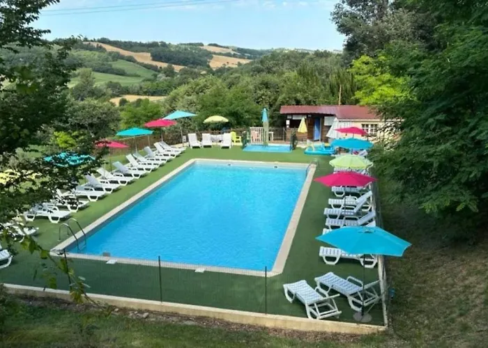 Zecamping 3 Animaux Acceptes Et Piscine Au Milieu Des Collines Durfort (Ariege)