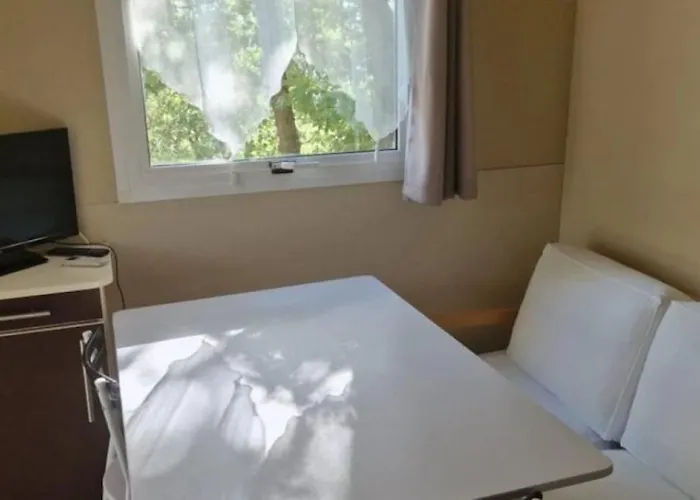 Zecamping 3 Animaux Acceptes Et Piscine Au Milieu Des Collines 3* Durfort (Ariege)