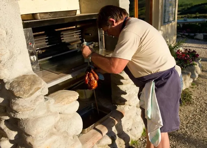Кемпинг Zecamping 3 Animaux Acceptes Et Piscine Au Milieu Des Collines Durfort (Ariege)